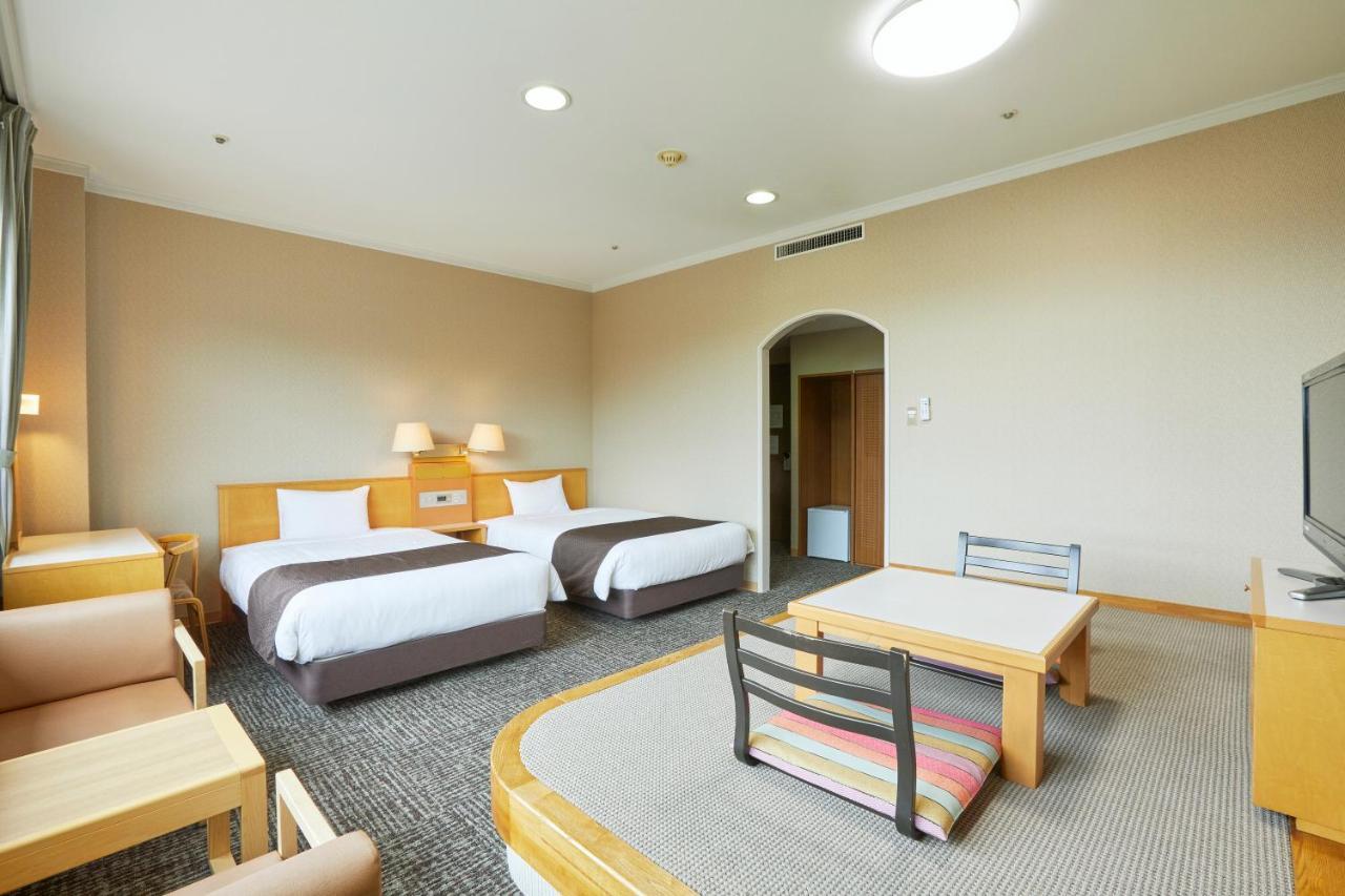 Kamenoi Hotel Kitsuregawa Sakura  Екстер'єр фото